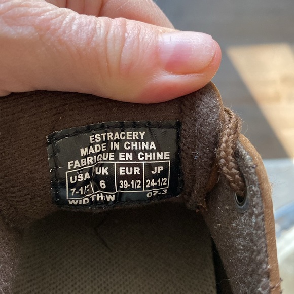 Size 7.5 easy spirit brown ladies shoes in good shape - Picture 8 of 8